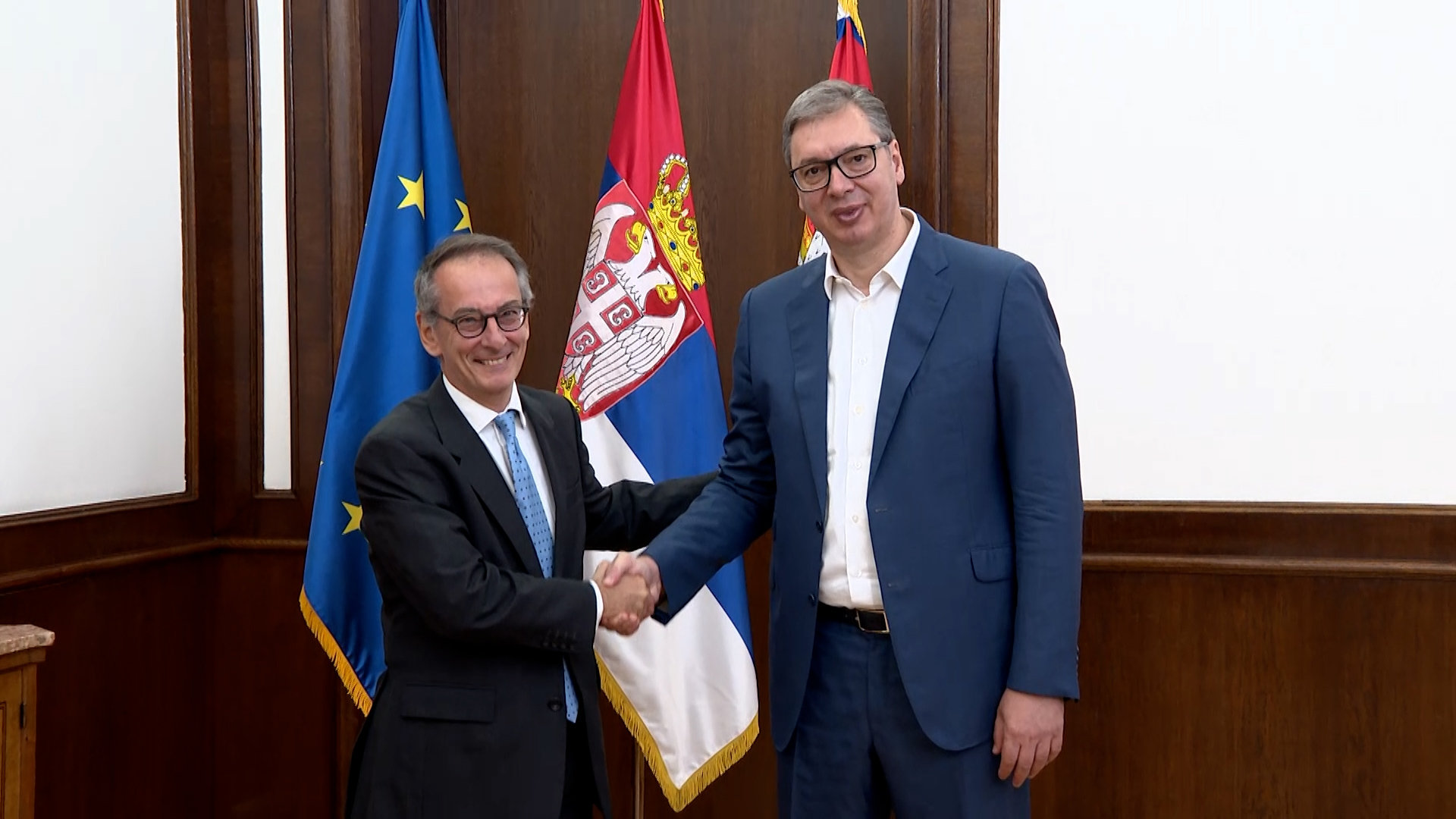 Beograd, predsednik Srbije Aleksandar Vucic se sastaje sa potpredsednkom Evropske banke za obnovu i razvoj Mateom Patroneom, pokrivanje Beograd, predsednik Srbije Aleksandar Vucic se sastaje sa potpredsednkom Evropske banke za obnovu i razvoj Mateom Patroneom, pokrivanje